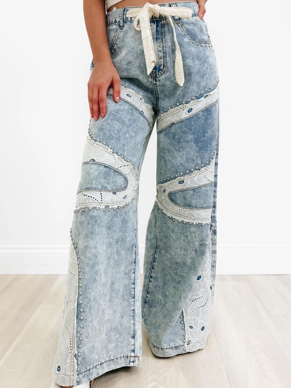 POL Light Wash Embroidered Super Wide-Leg Denim